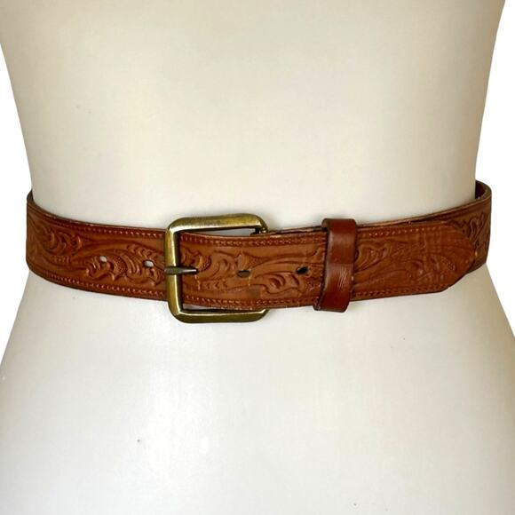 1970s Tooled Western Leather Belt main image 5